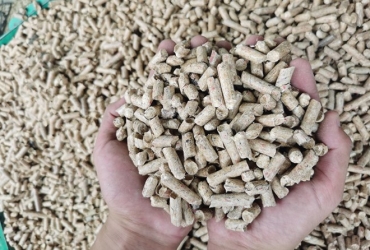 貴州石阡:煙葉烘烤節成本 生物質顆粒燃料成新寵